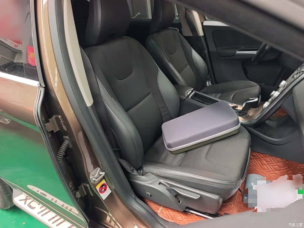 Volvo XC60, 2015 25