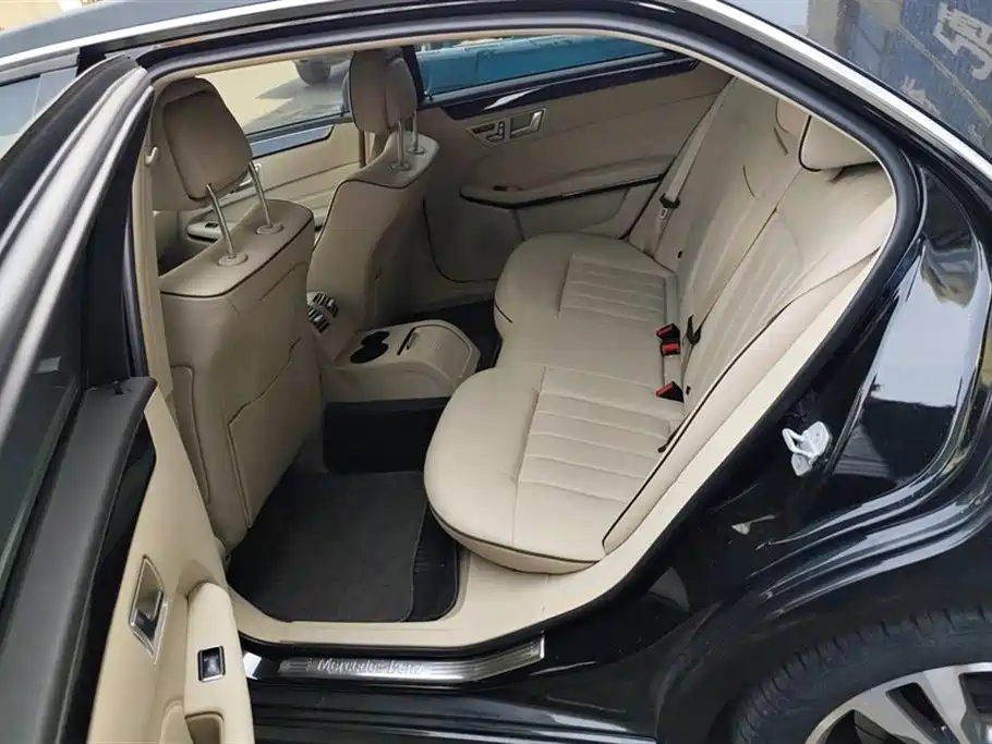 Mercedes-Benz E-class Mercedes-Benz E-class
