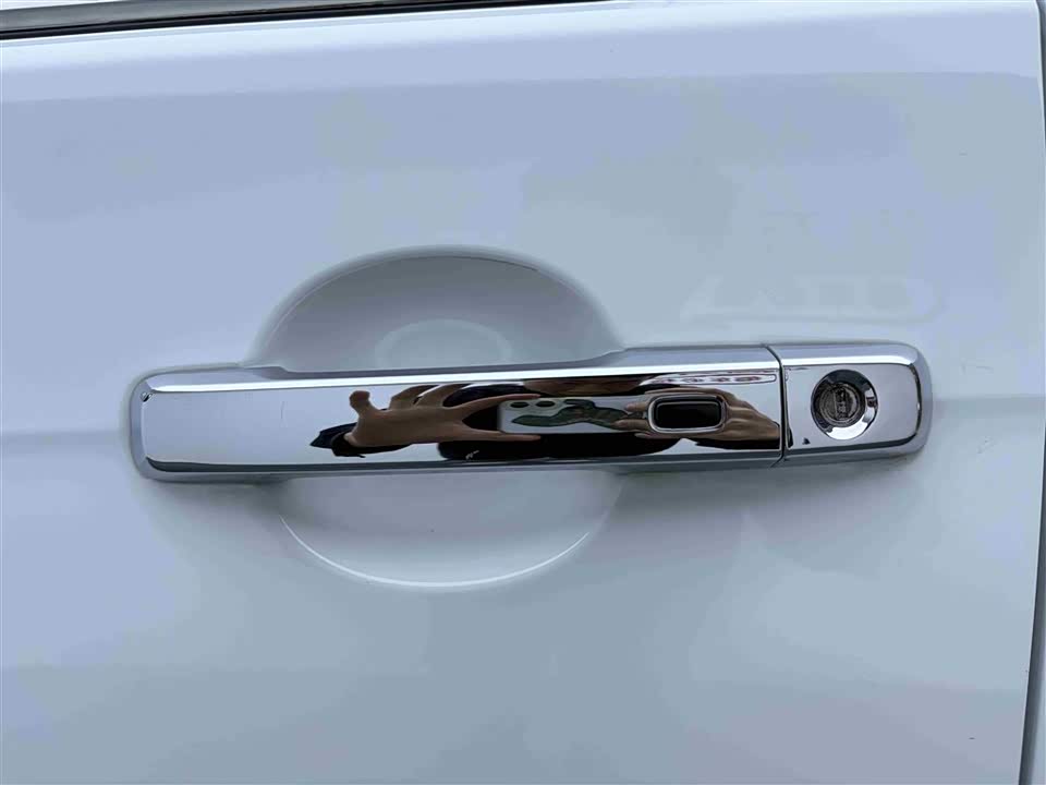 Isuzu mu-X Shepherd Ranger