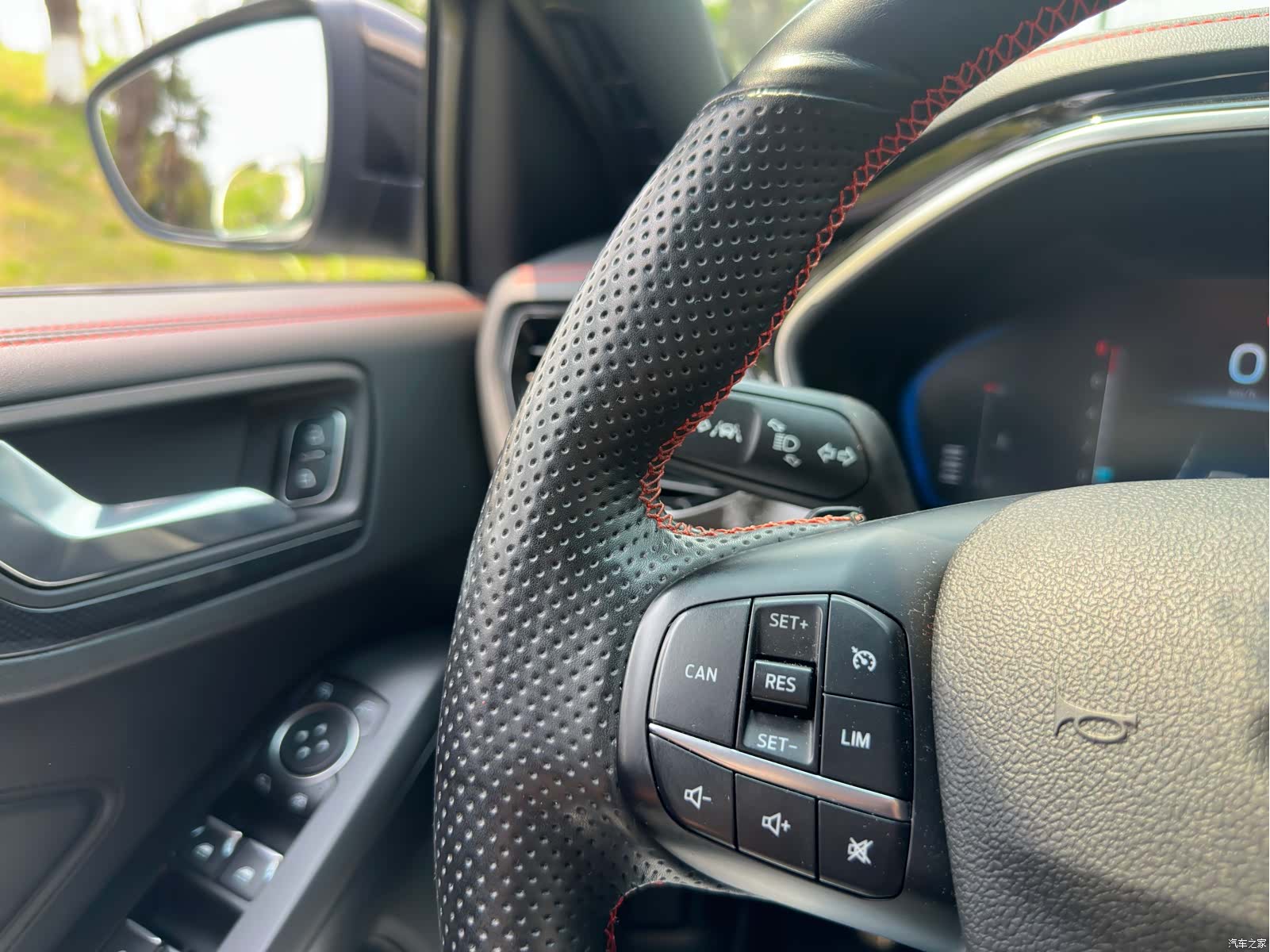 Ford Focus, 2022 19