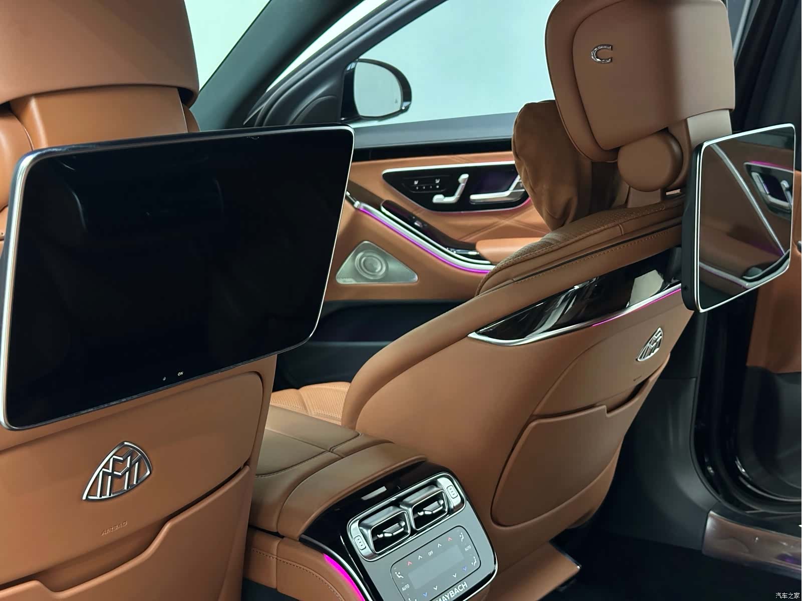 Maybach S-Class, 2021 14