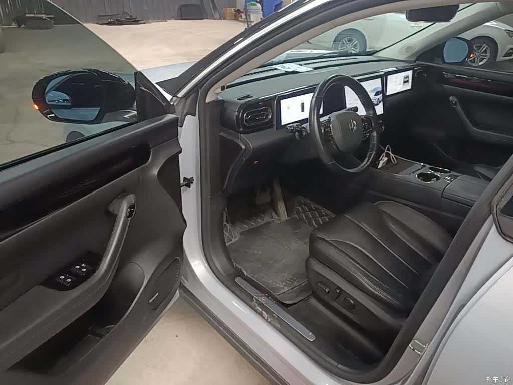 Leapmotor C11, 2022 16