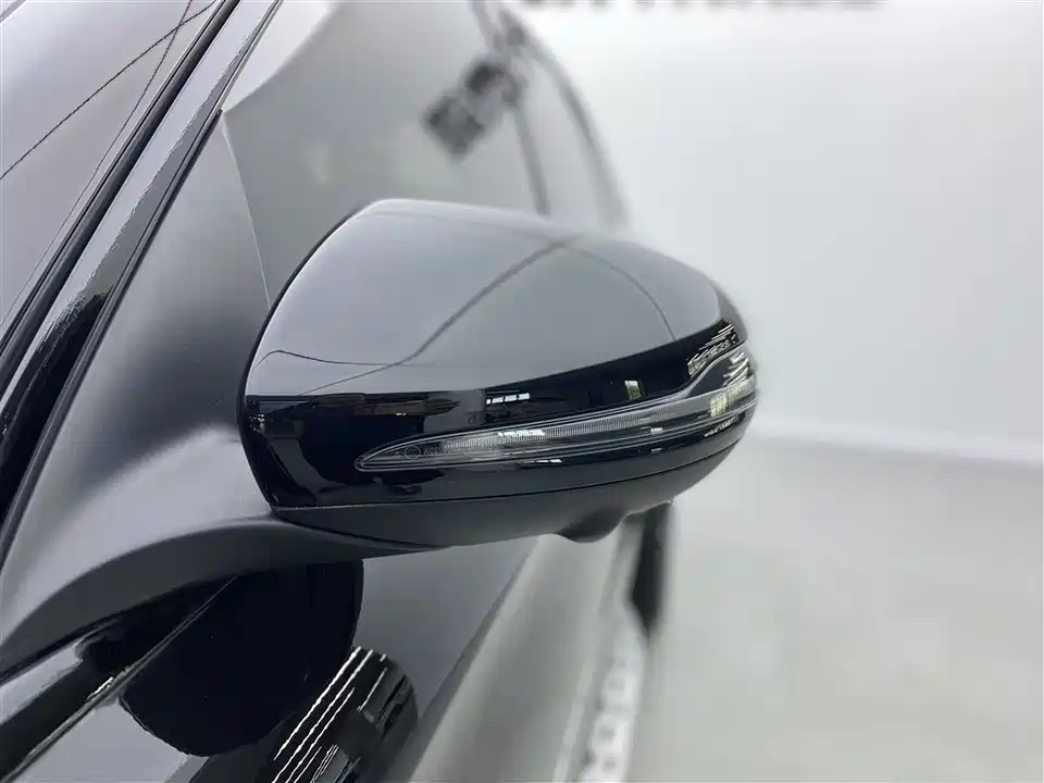 Mercedes-Benz GLC AMG