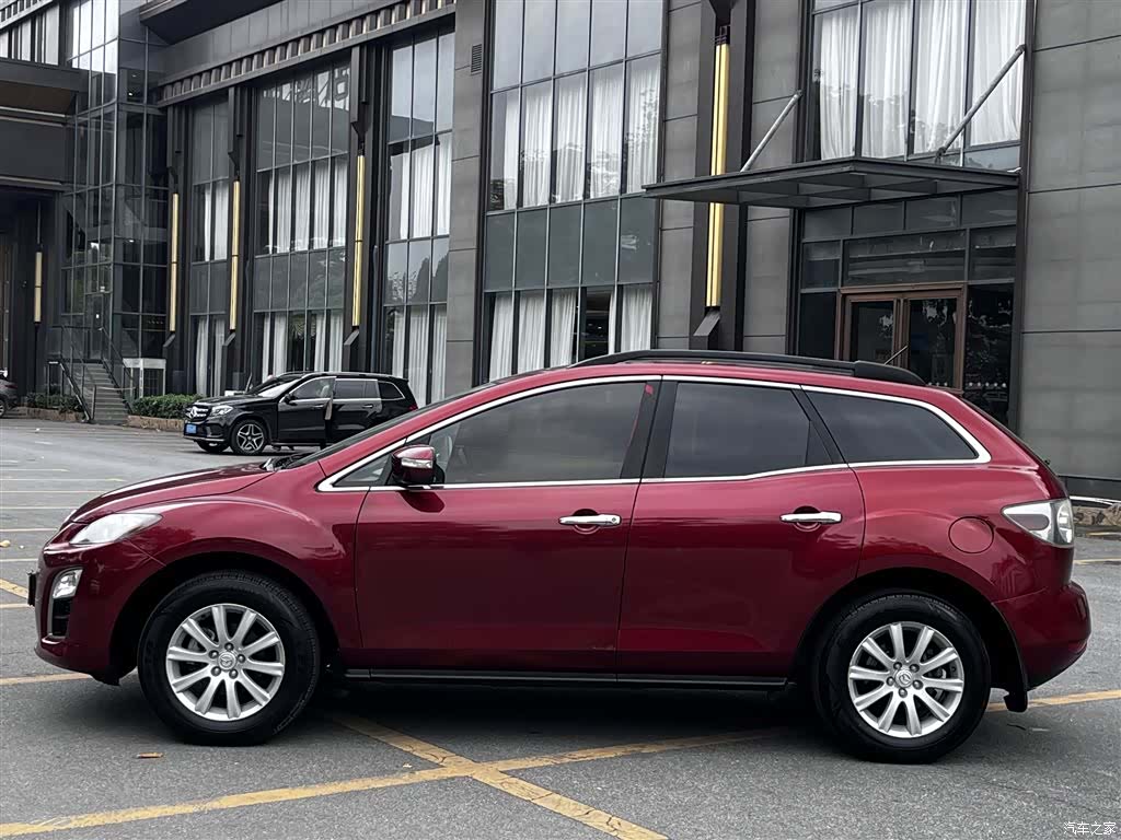 Mazda CX-7, 2010 6