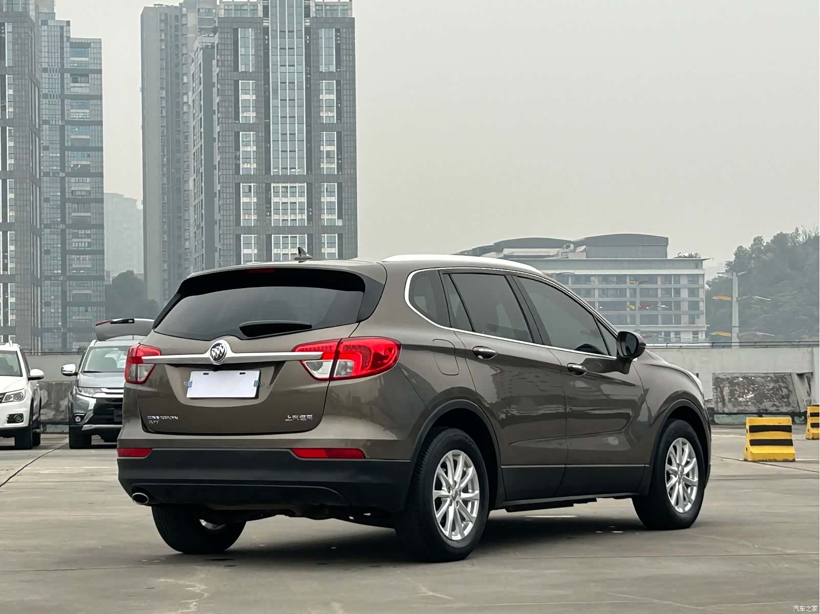 Buick Envision Plus, 2018 все фото