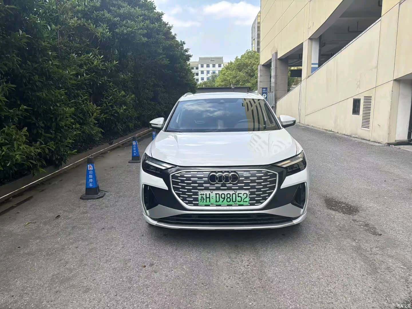 Audi Q4 e-tron, 2023 2