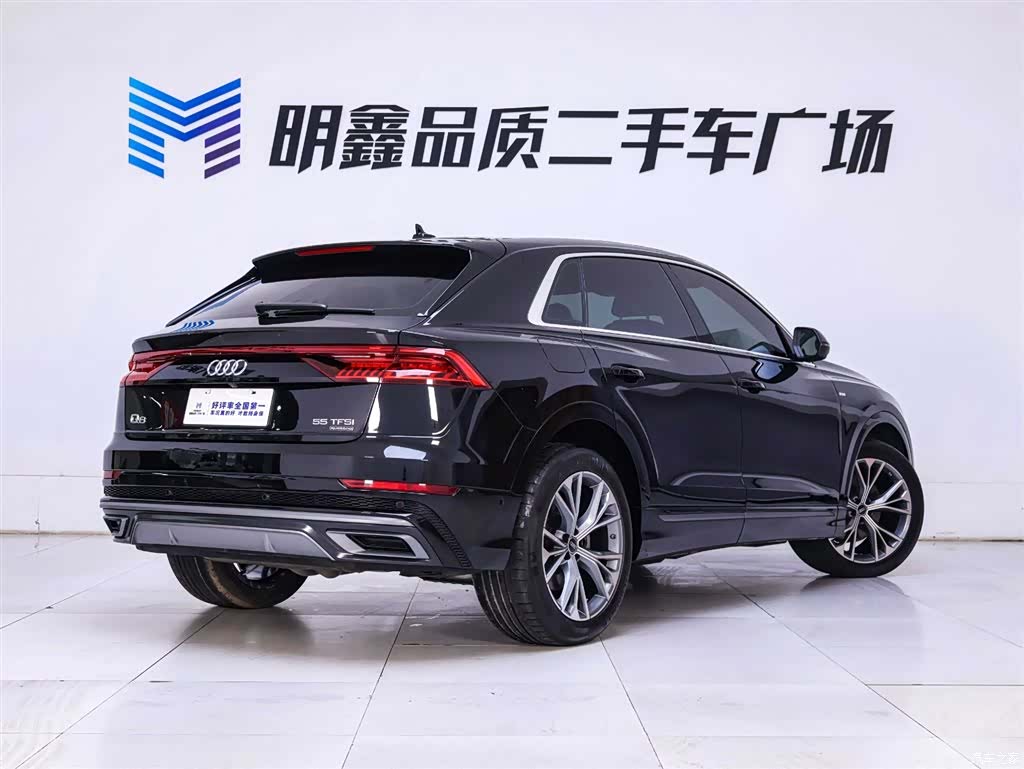 Audi Q8, 2023 7
