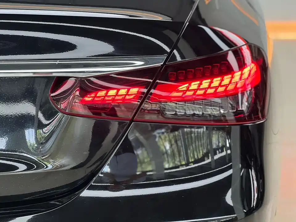 Mercedes-Benz E-class Mercedes-Benz E-class