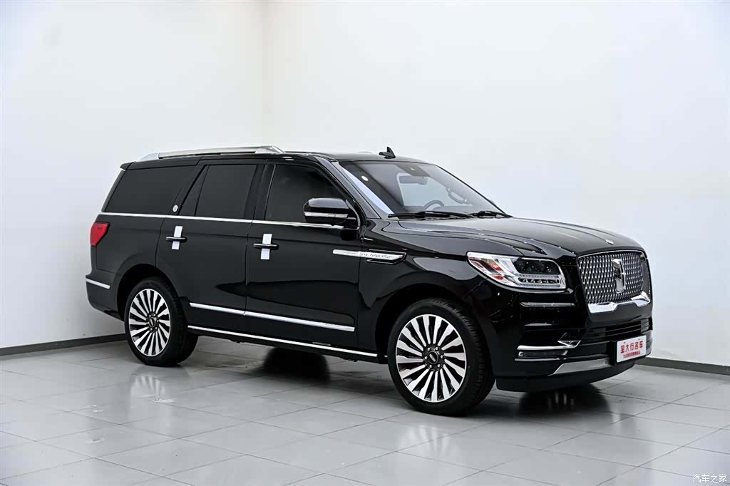 Lincoln Navigator, 2020 4