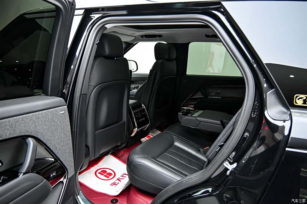 Land Rover Range Rover, 2023 13
