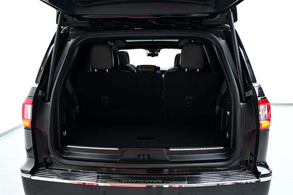Lincoln Navigator, 2020 39
