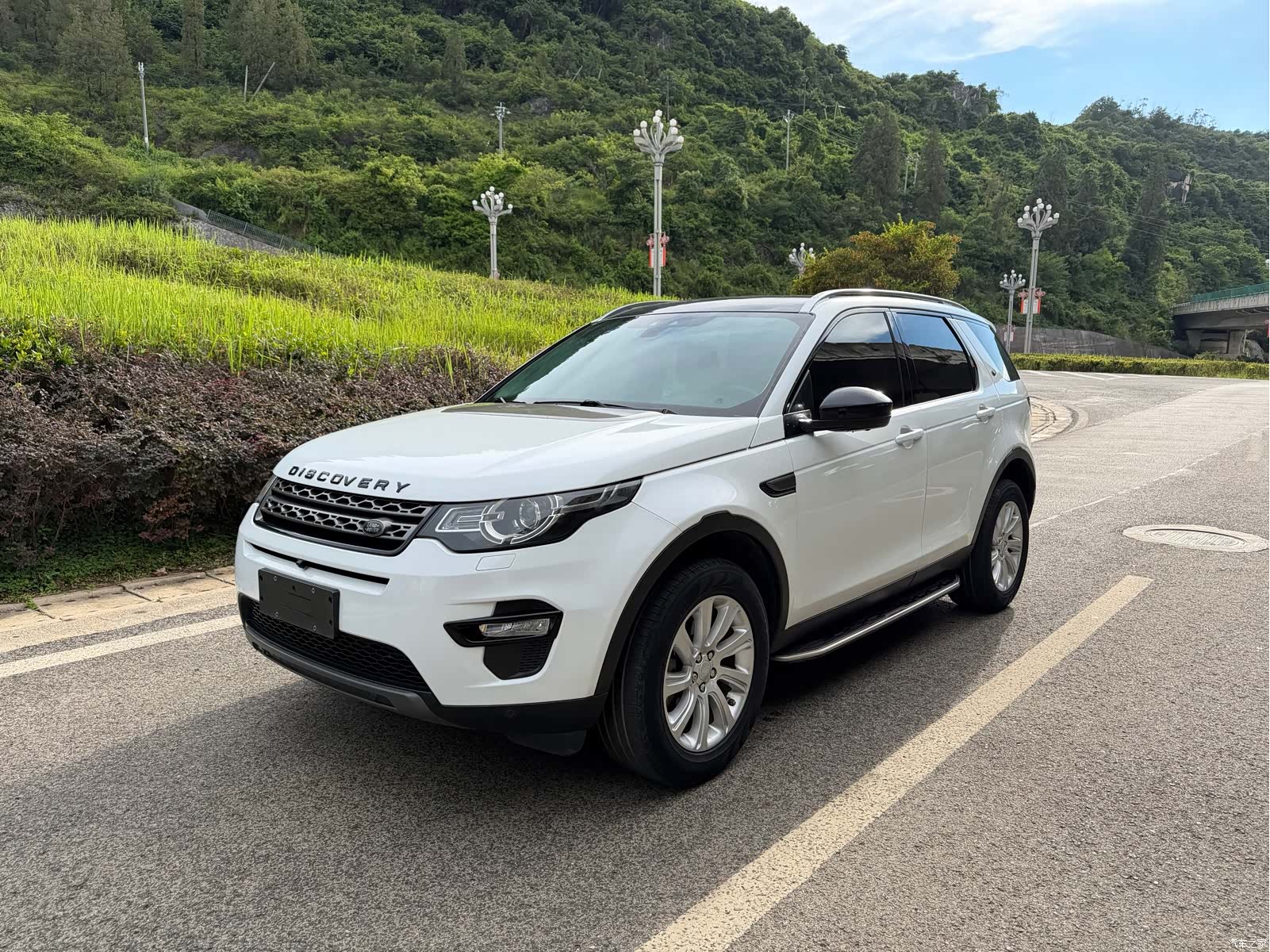 Land Rover Discovery, 2016 1
