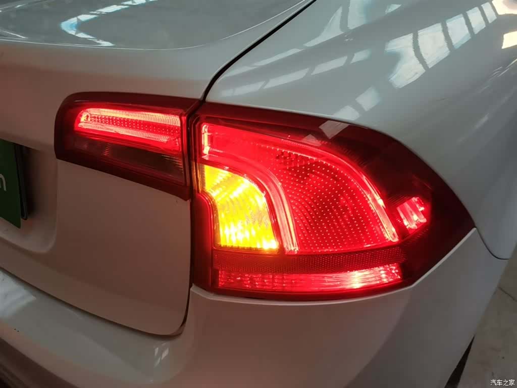 Volvo S60, 2017 8
