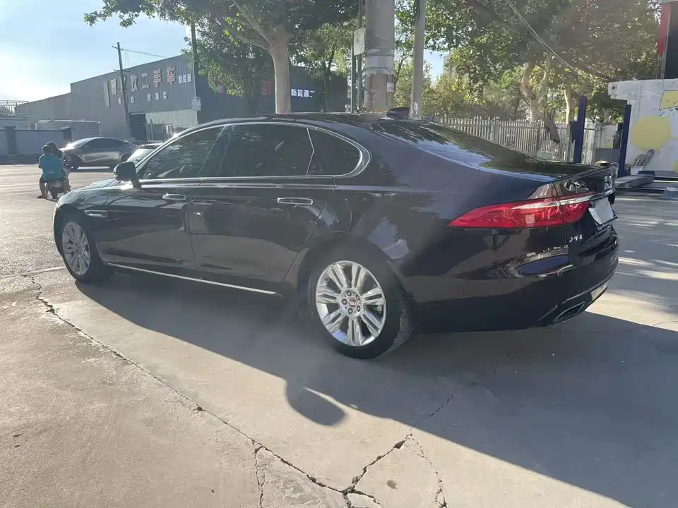 Jaguar XFL Jaguar XFL