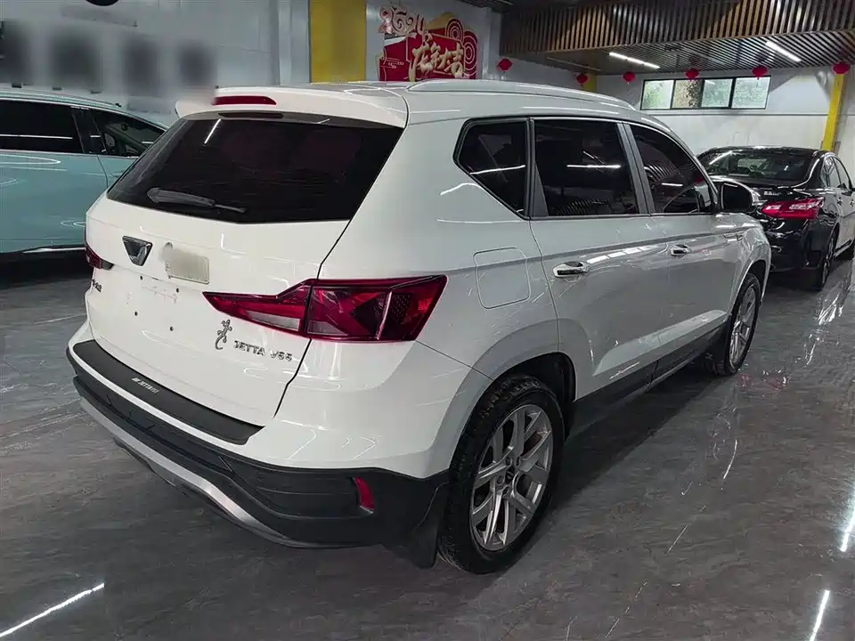 Jetta VS5