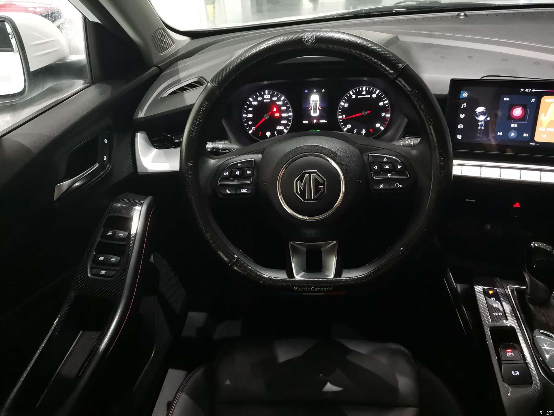 MG MG5, 2023 19