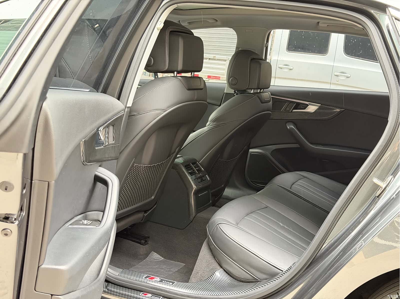 Audi A4L, 2020 8