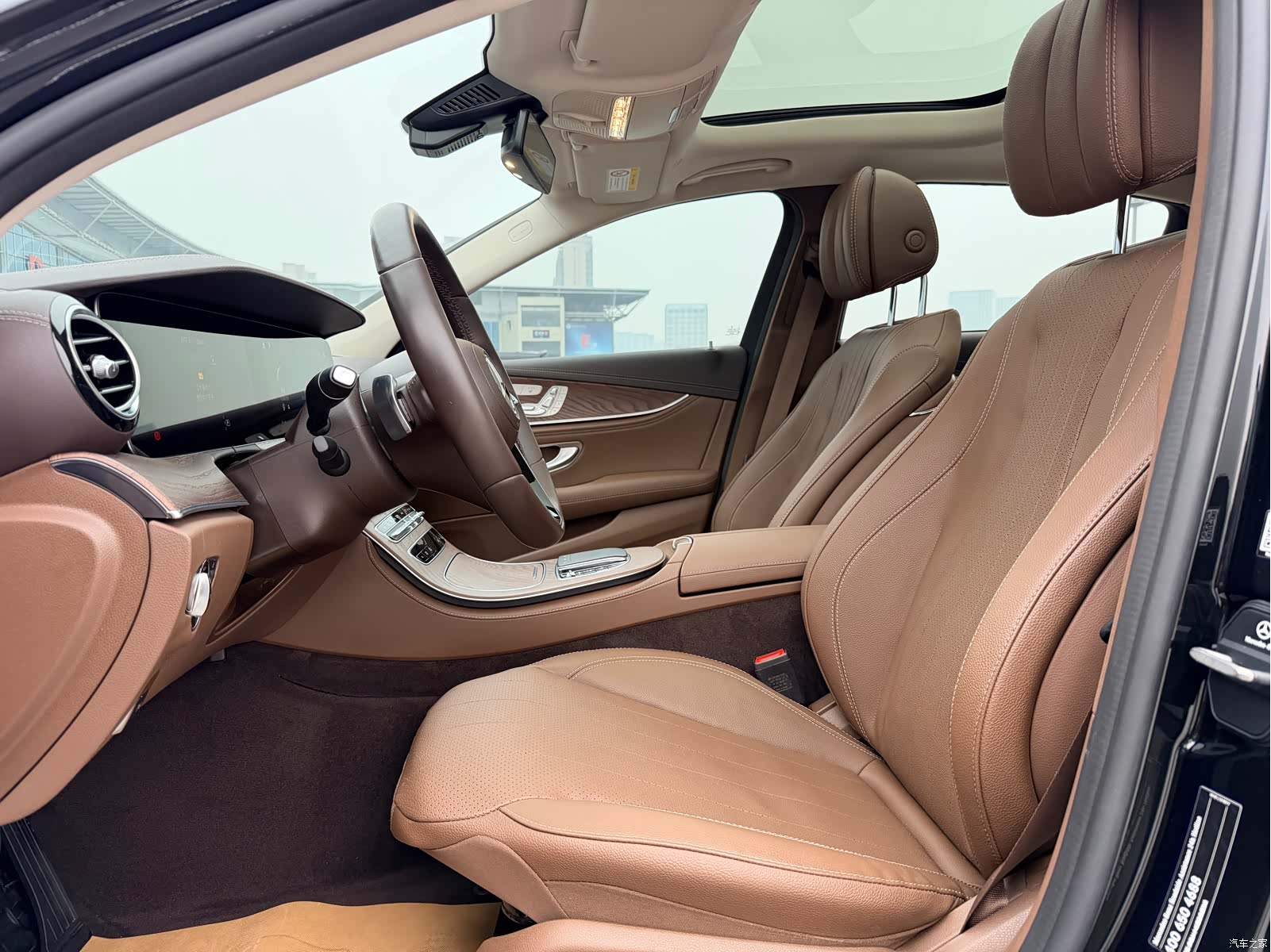 Mercedes-Benz E-Class, 2023 10