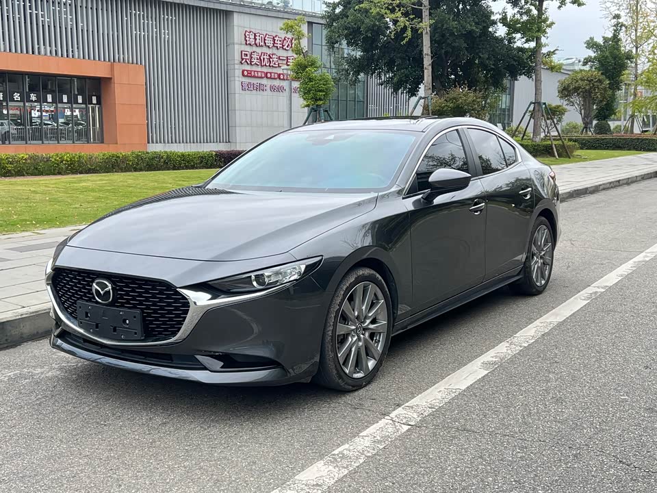 Mazda 3 Angkesaila
