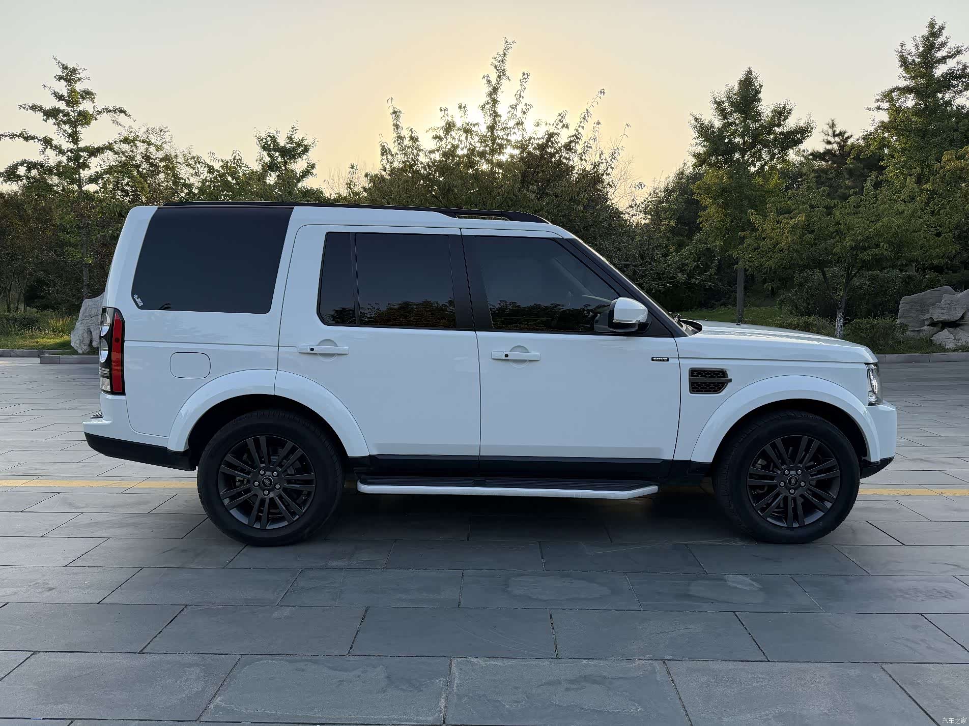 Land Rover Discovery, 2016 4