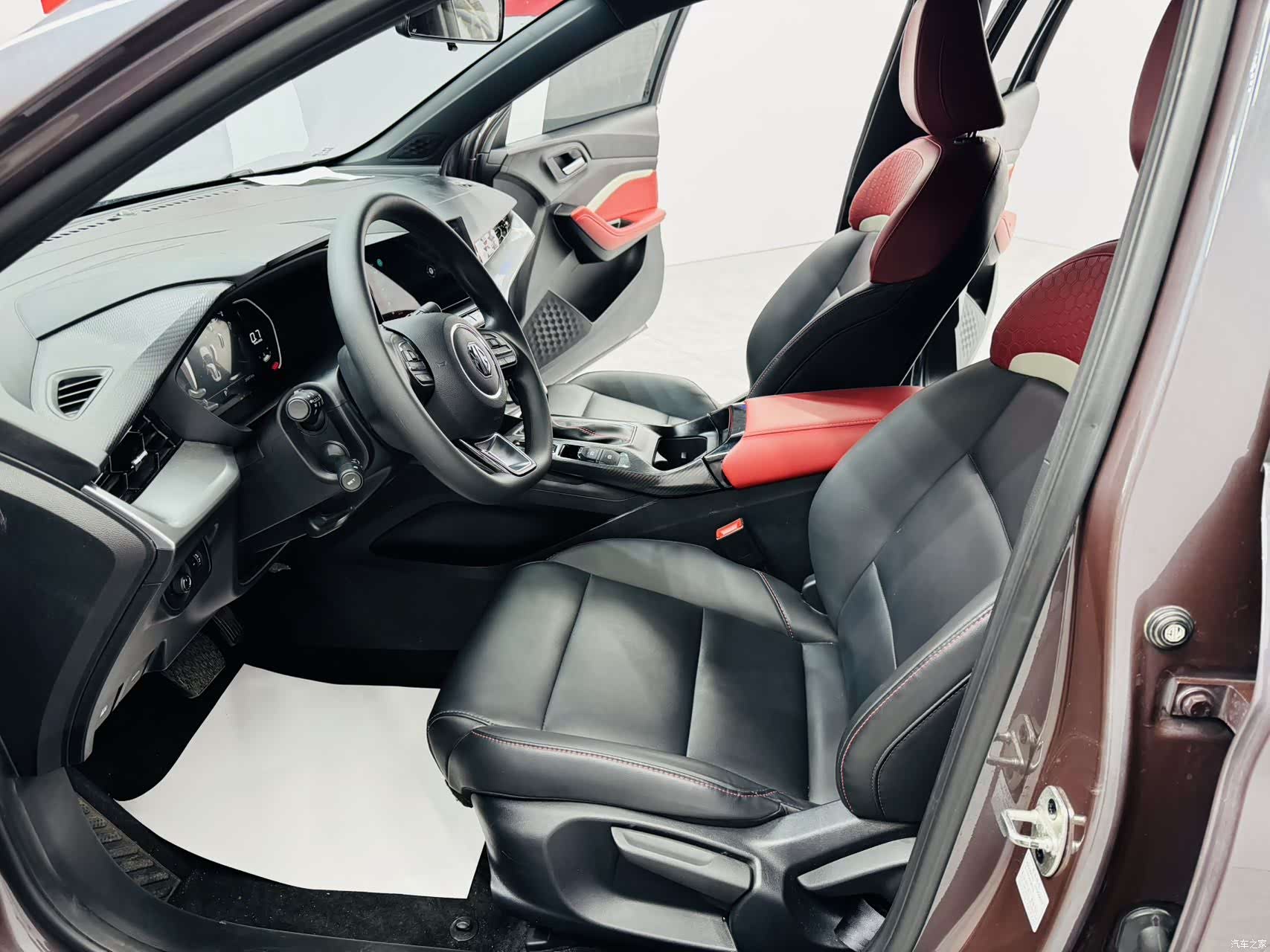 MG MG5, 2022 4