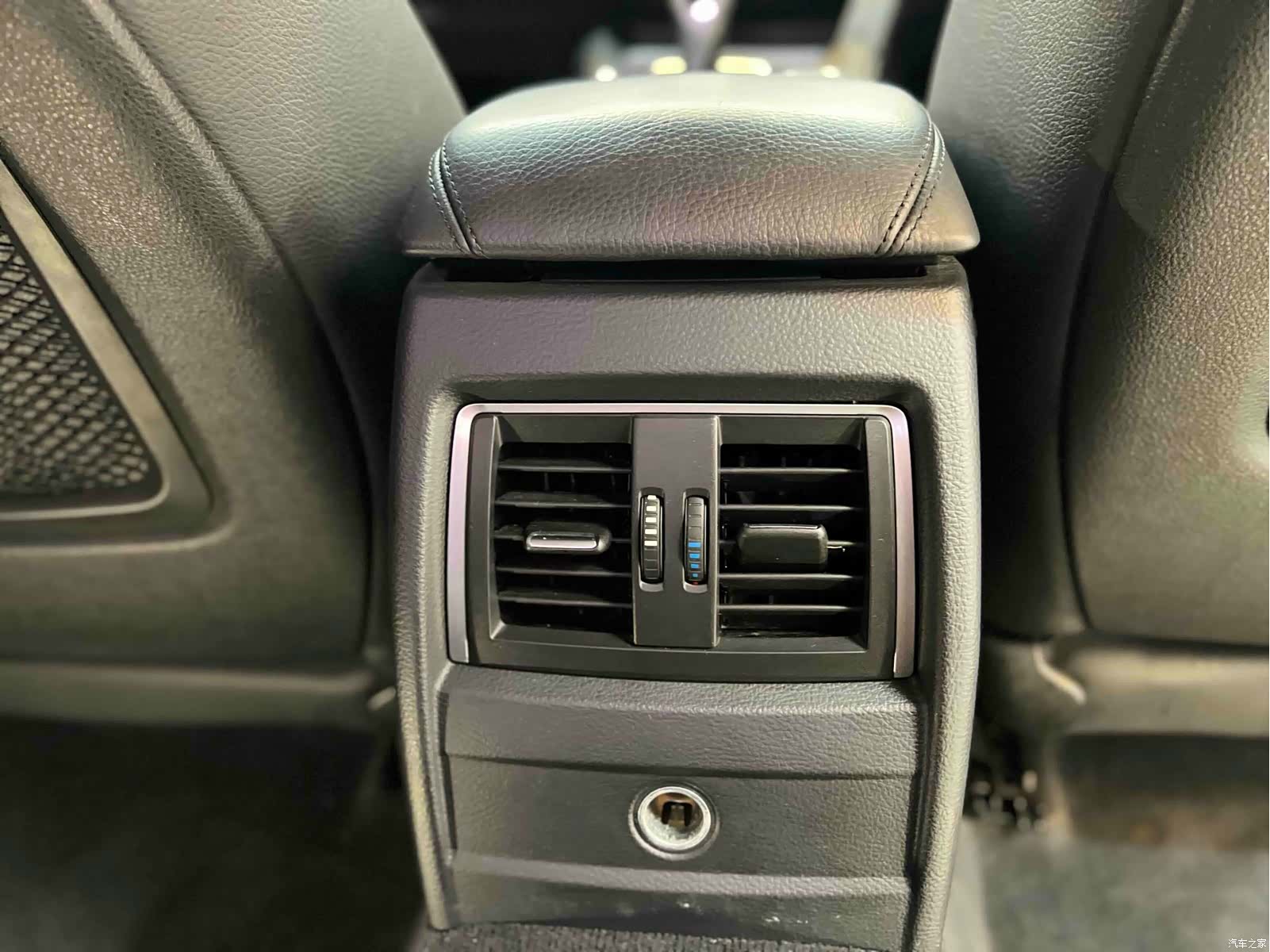 BMW 3 Series, 2019 28