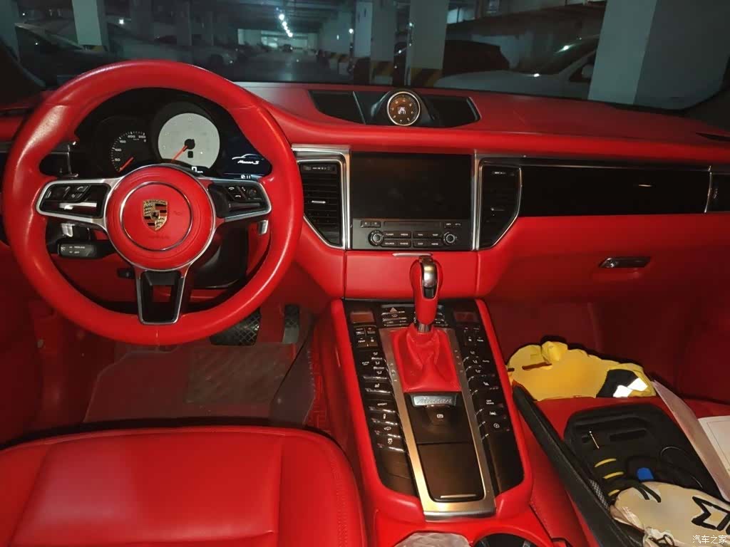 Porsche Macan, 2016 все фото