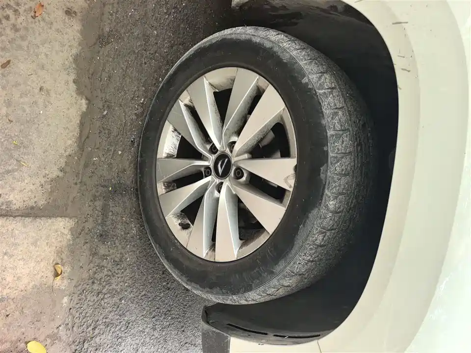 Jetta VS5