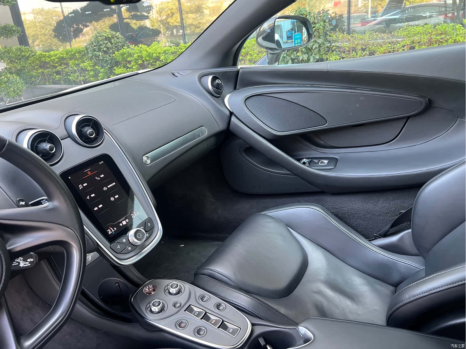 McLaren GT, 2022 6