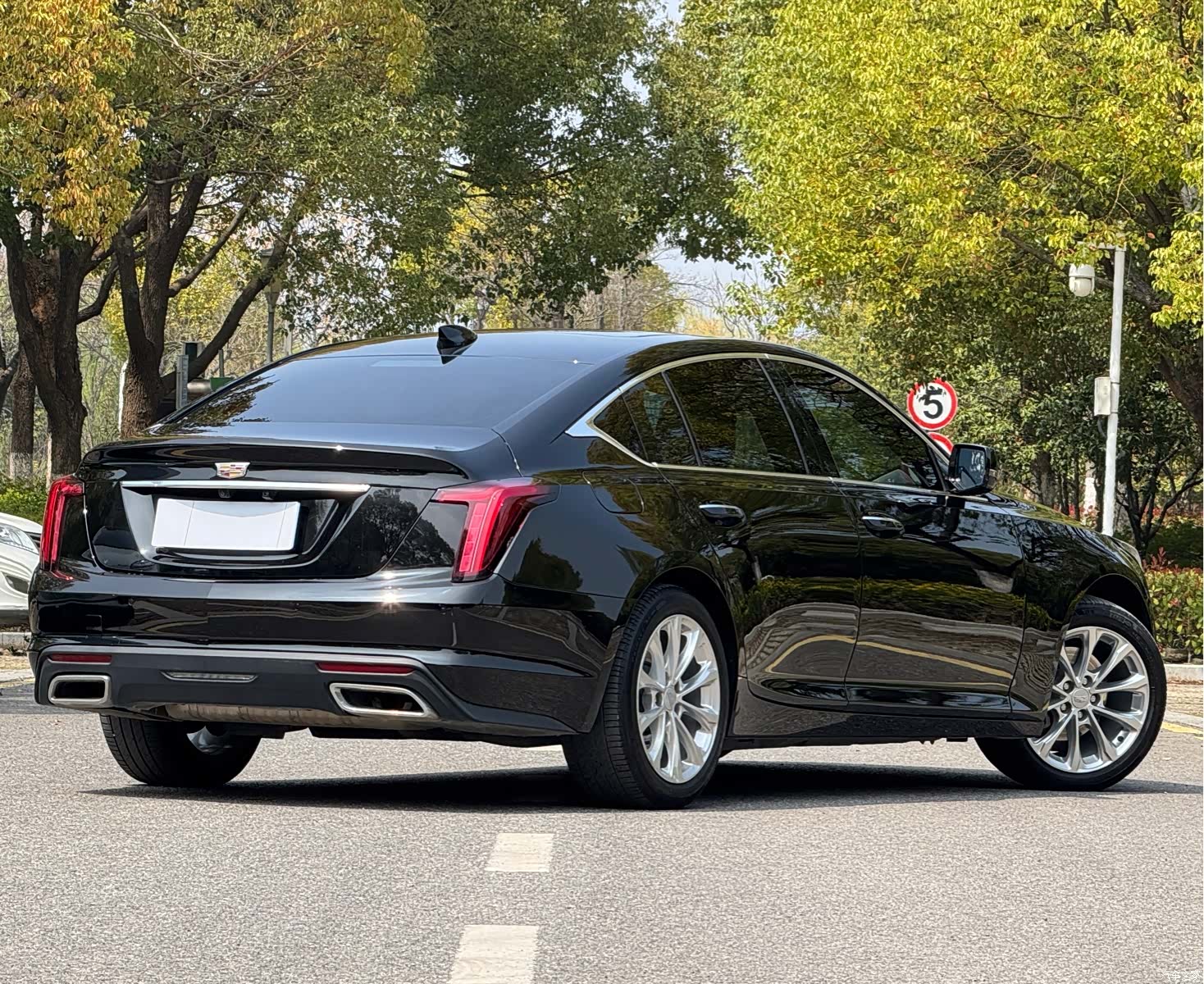 Cadillac CT5, 2021 3