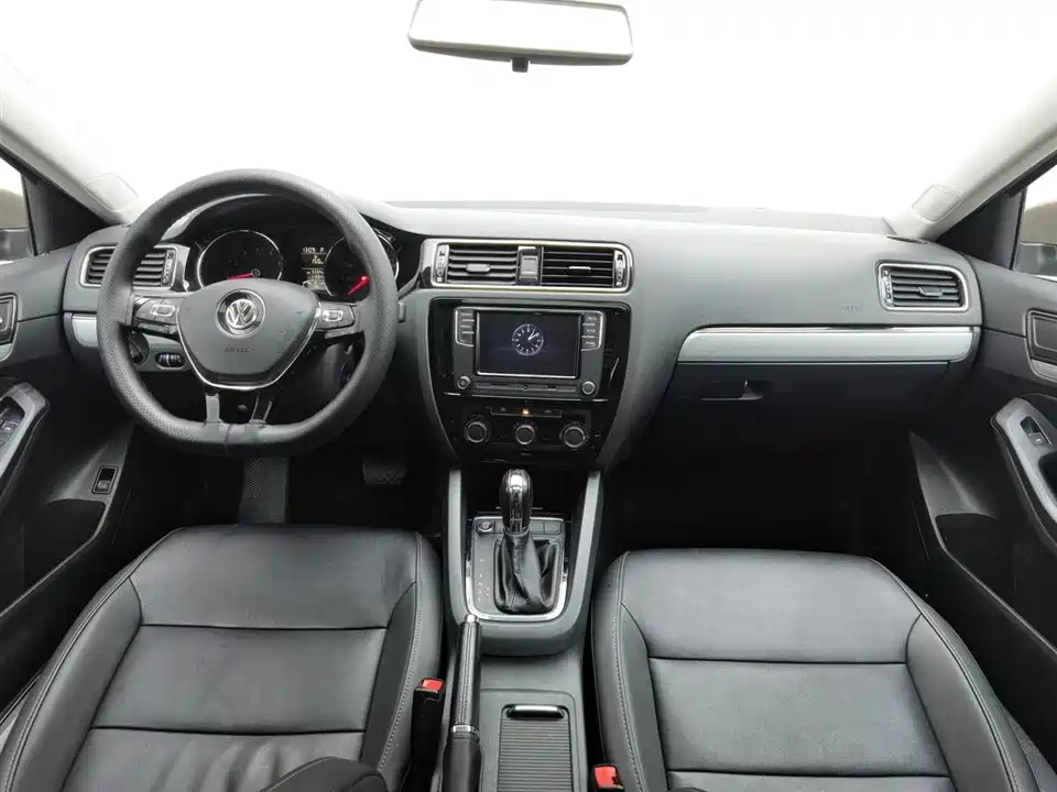 Volkswagen Sagitar Volkswagen Sagitar