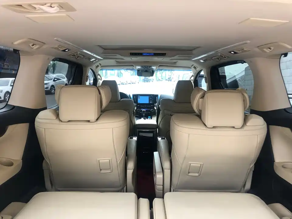 Toyota Elfa Toyota Elfa