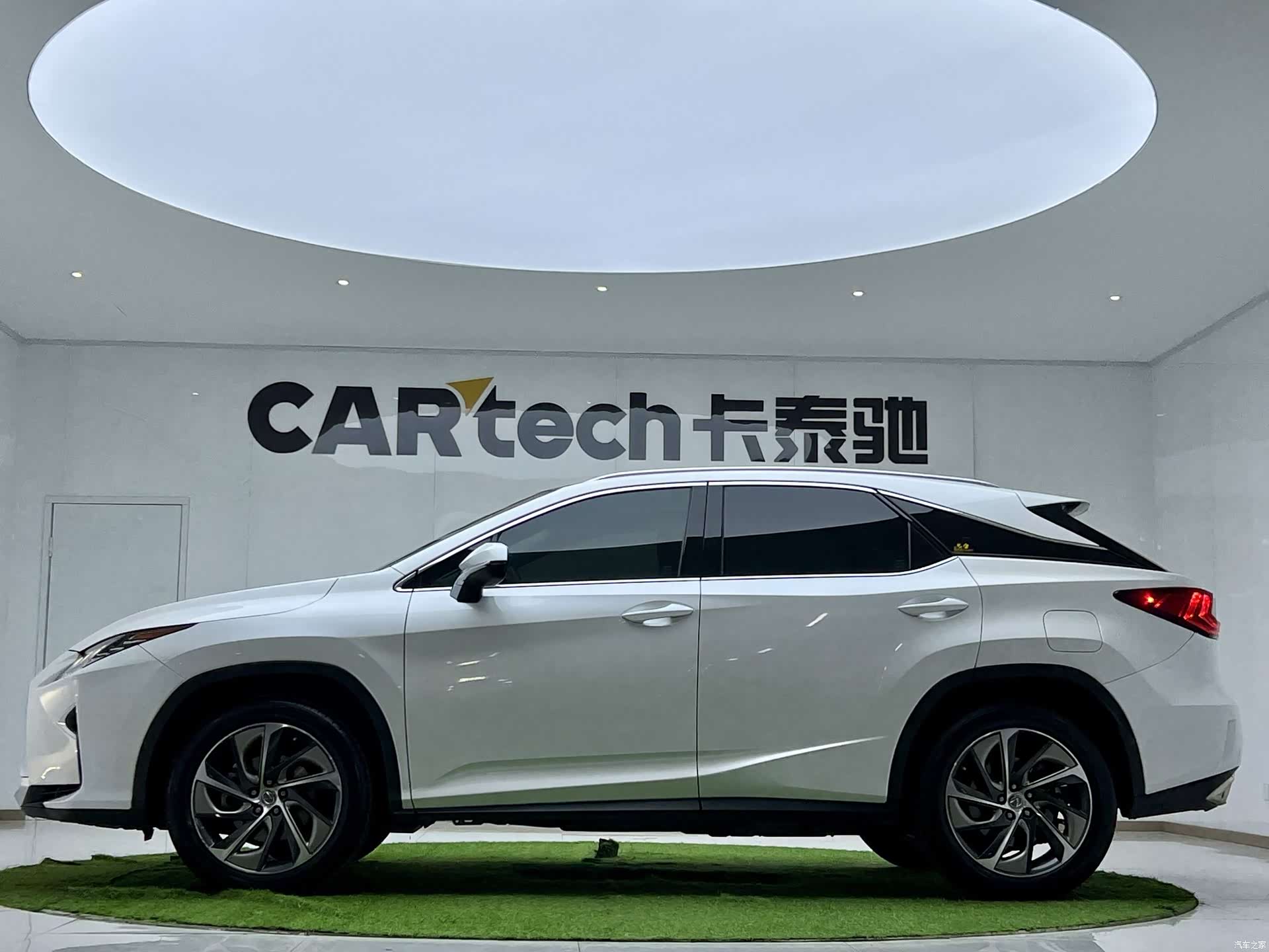 Lexus RX, 2017 2
