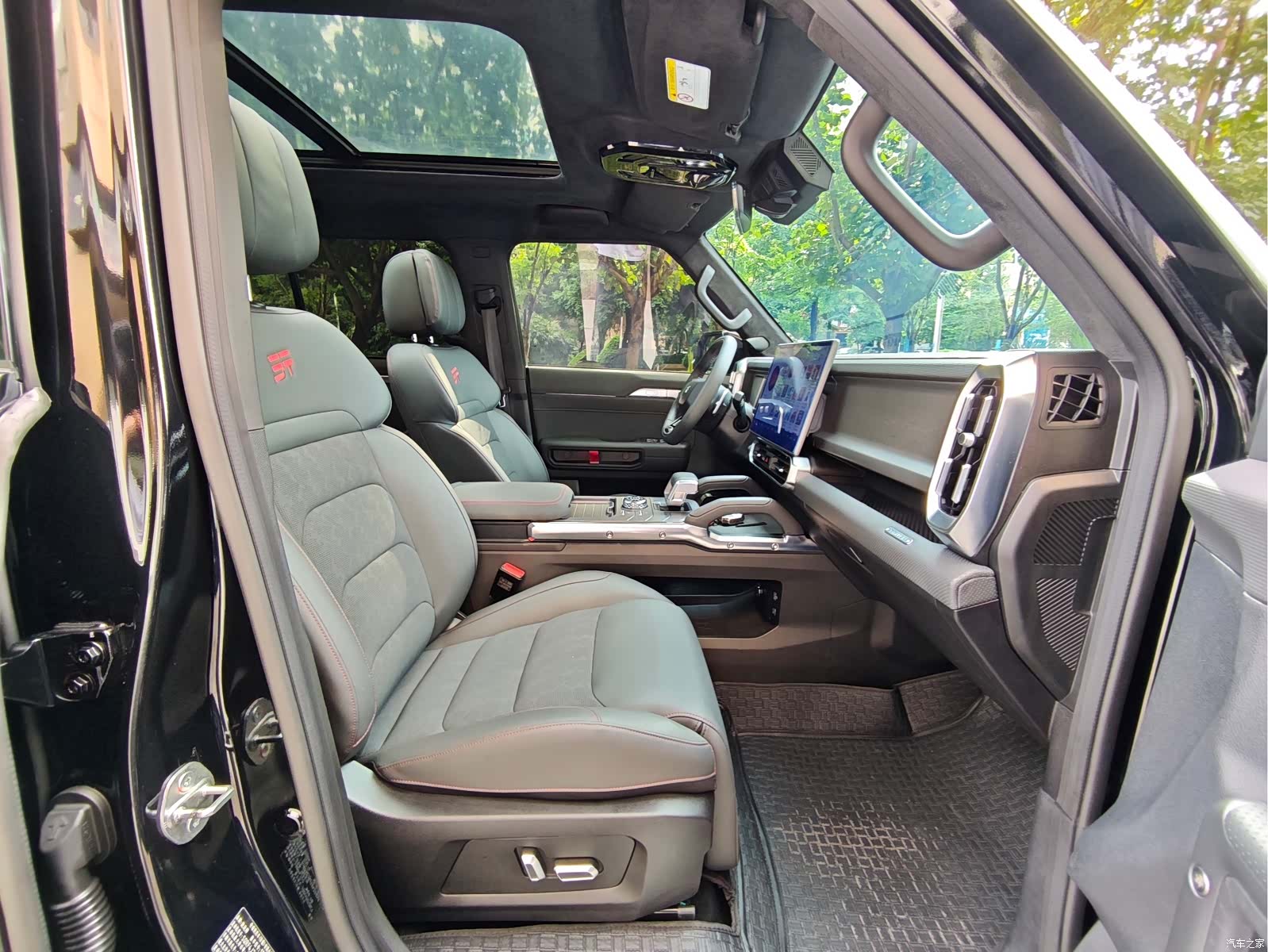 Jetour Traveller, 2023 10