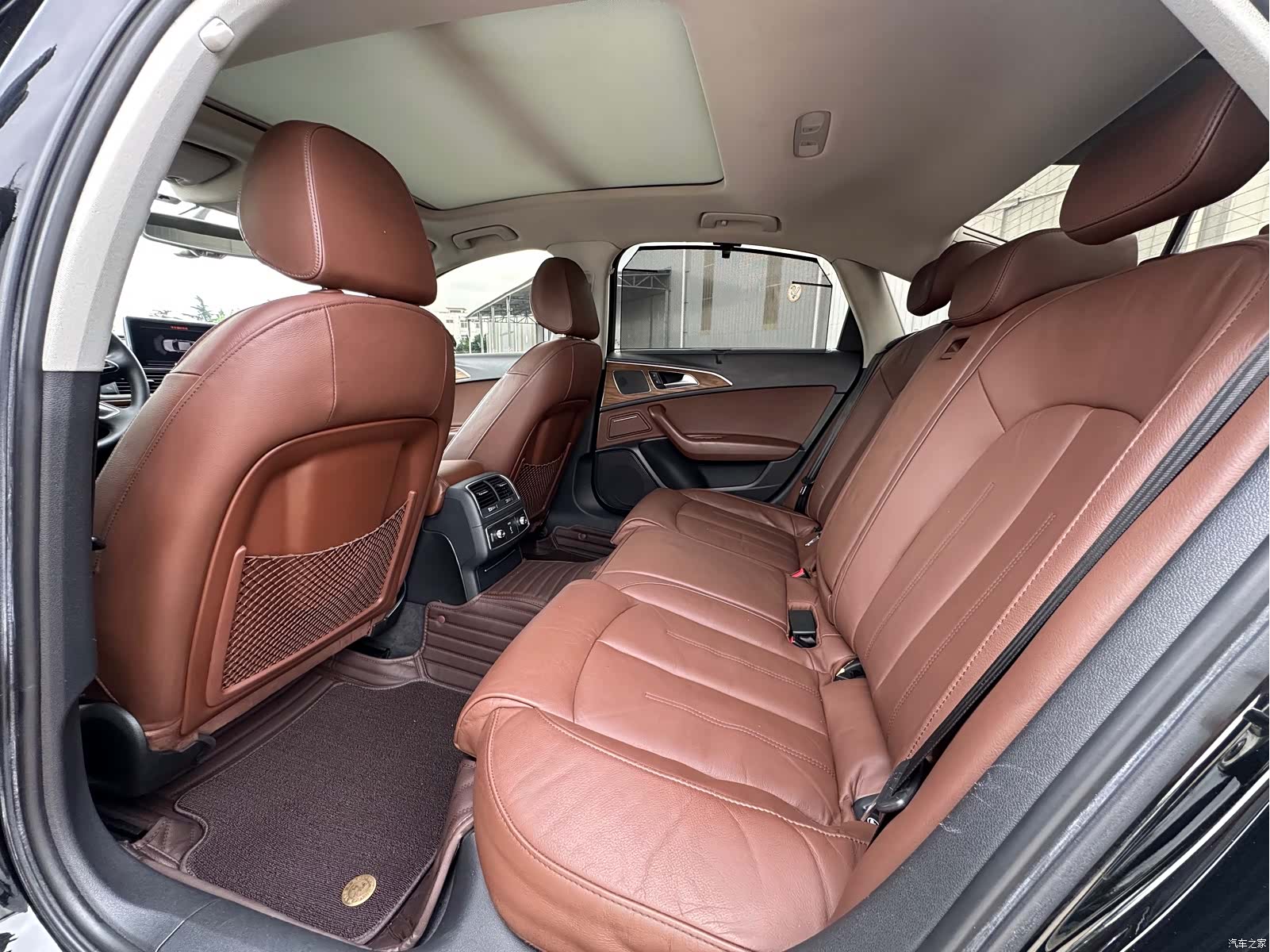 Audi A6L, 2019 все фото