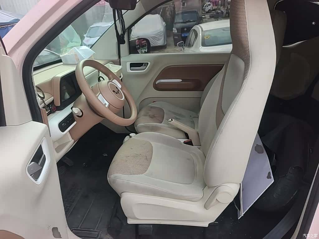Wuling MINIEV, 2025 15