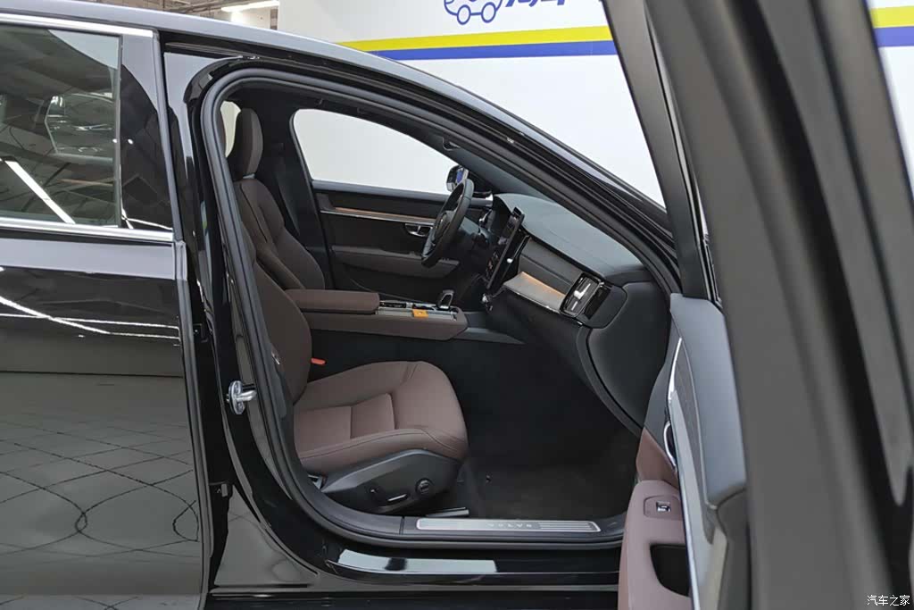 Volvo S90, 2026 8