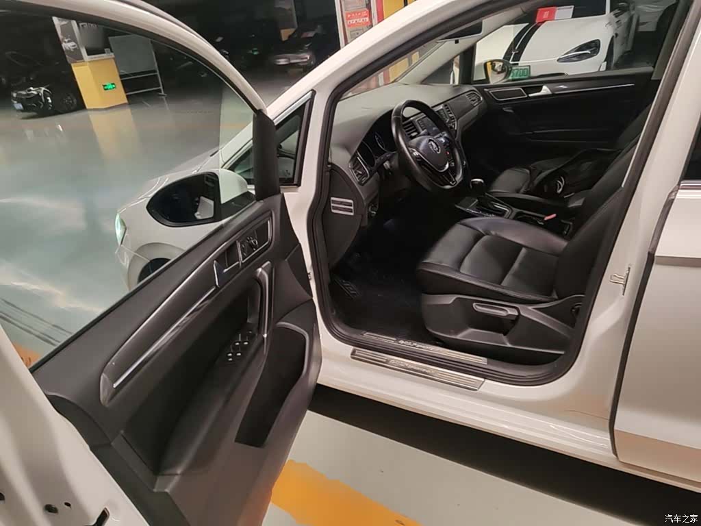 Volkswagen Golf, 2017 16