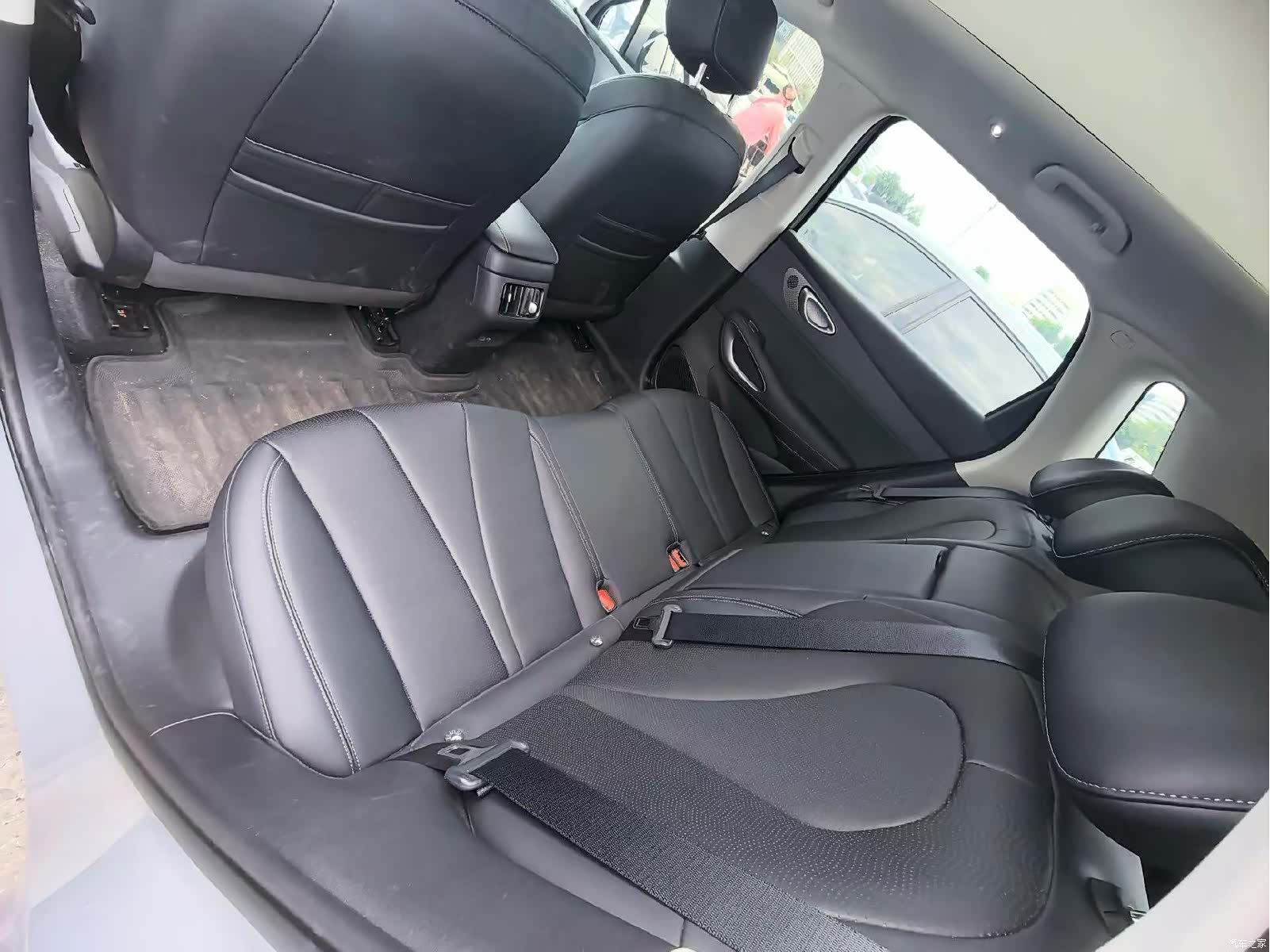 BYD HiAce, 2025 2
