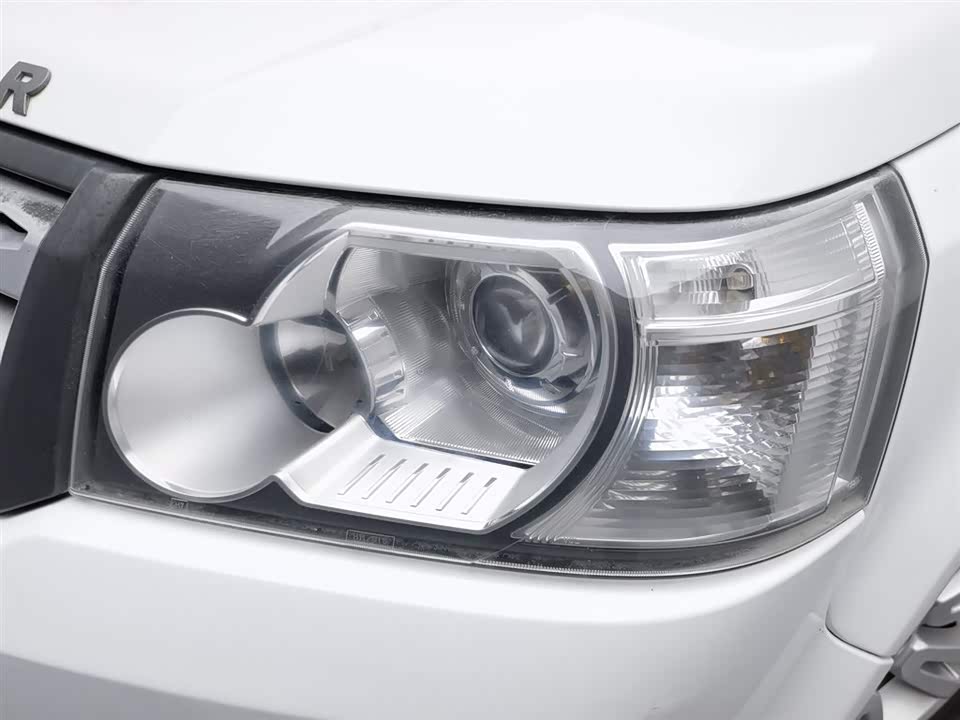 Land Rover Freelander 2