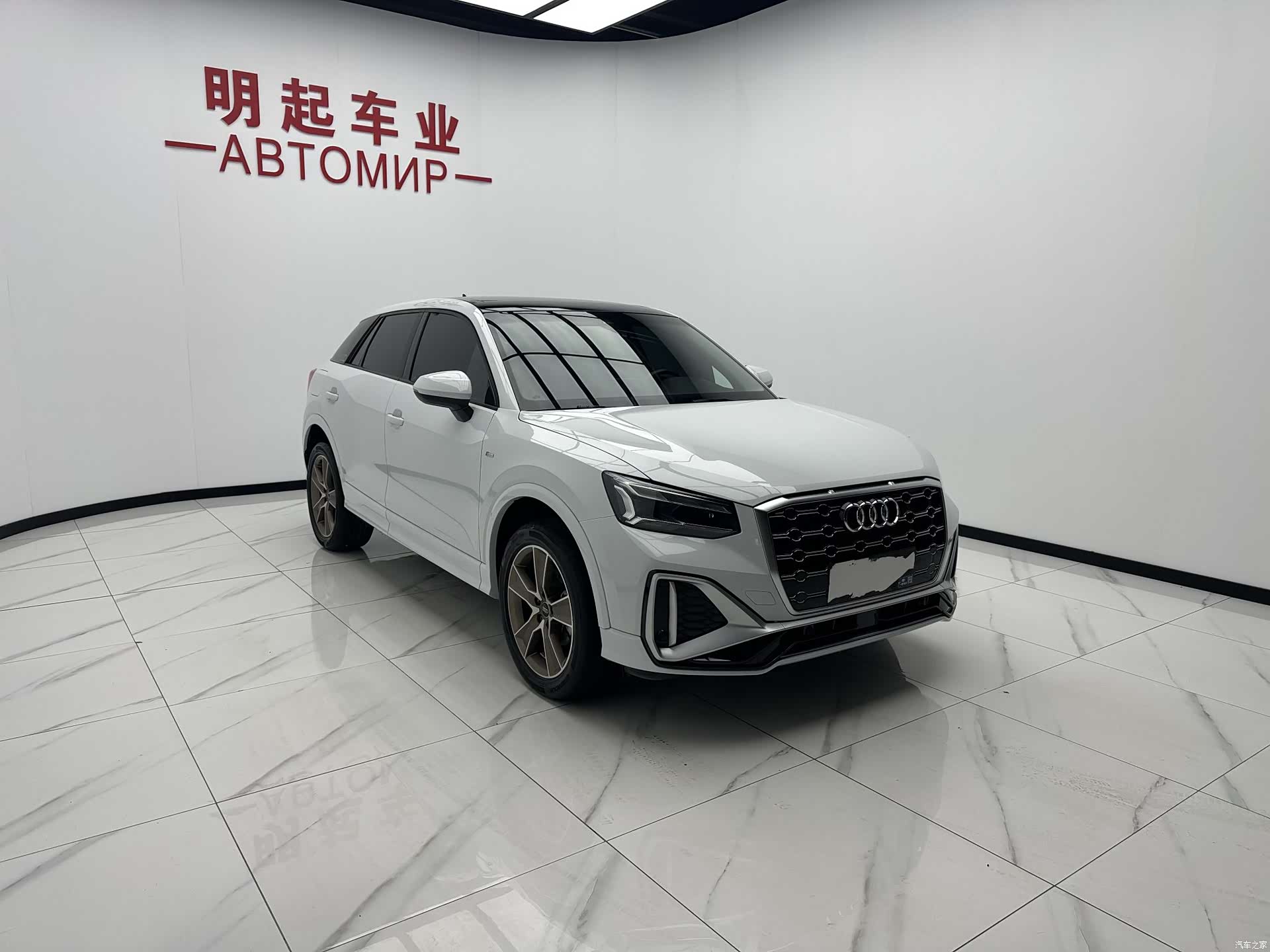 Audi Q2L, 2022 4