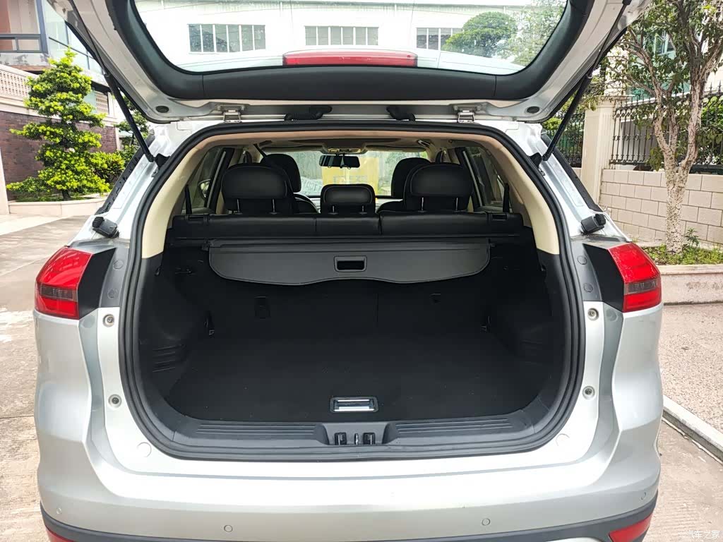 Geely Boyue, 2017 10