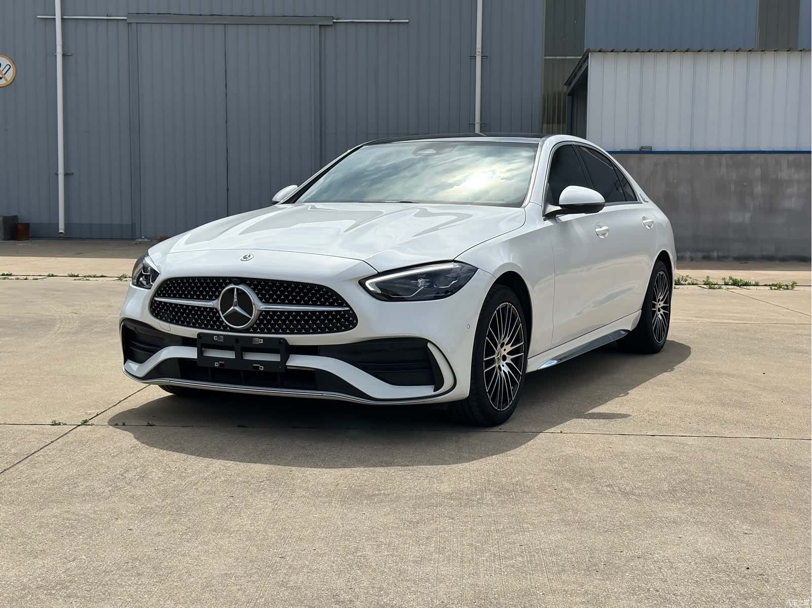 Mercedes-Benz C-Class, 2024 1