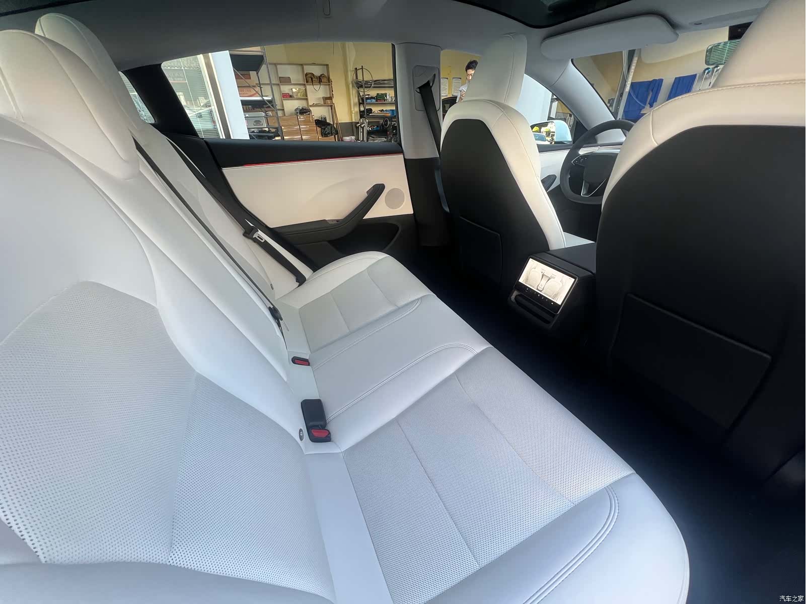 Tesla Model 3, 2023 8