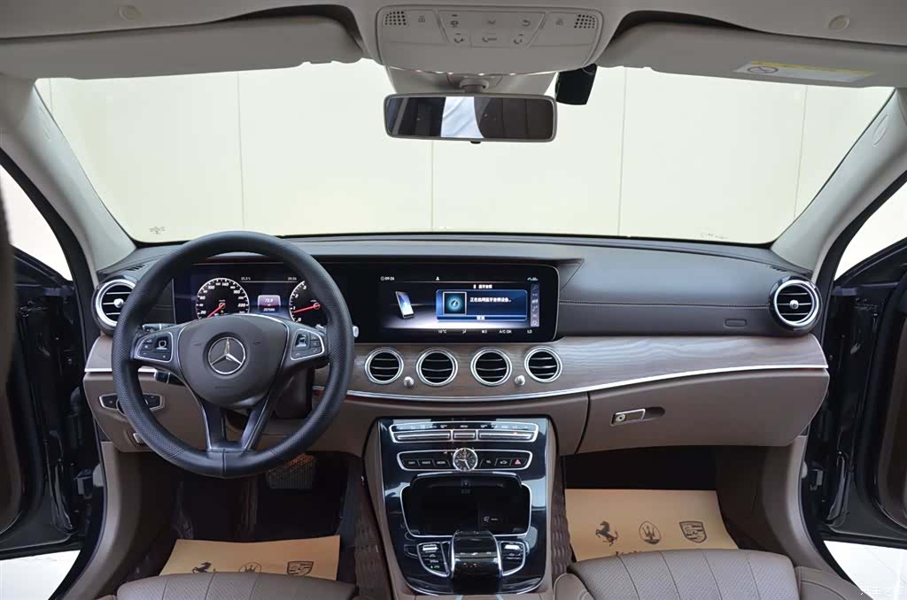 Mercedes-Benz E-Class, 2016 13
