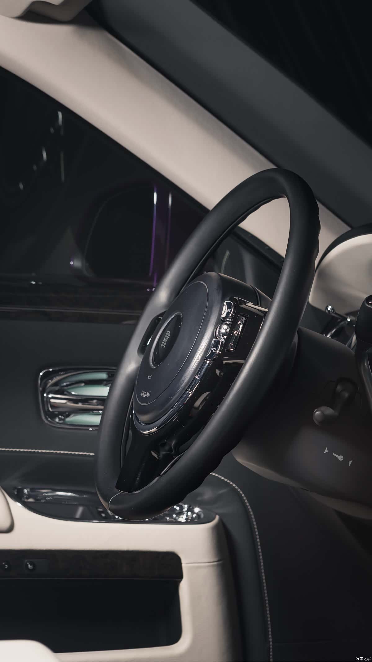 Rolls-Royce Ghost, 2015 18