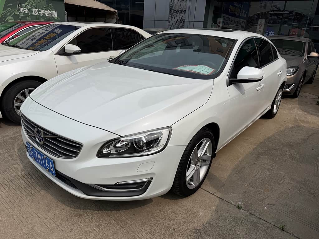 Volvo S60