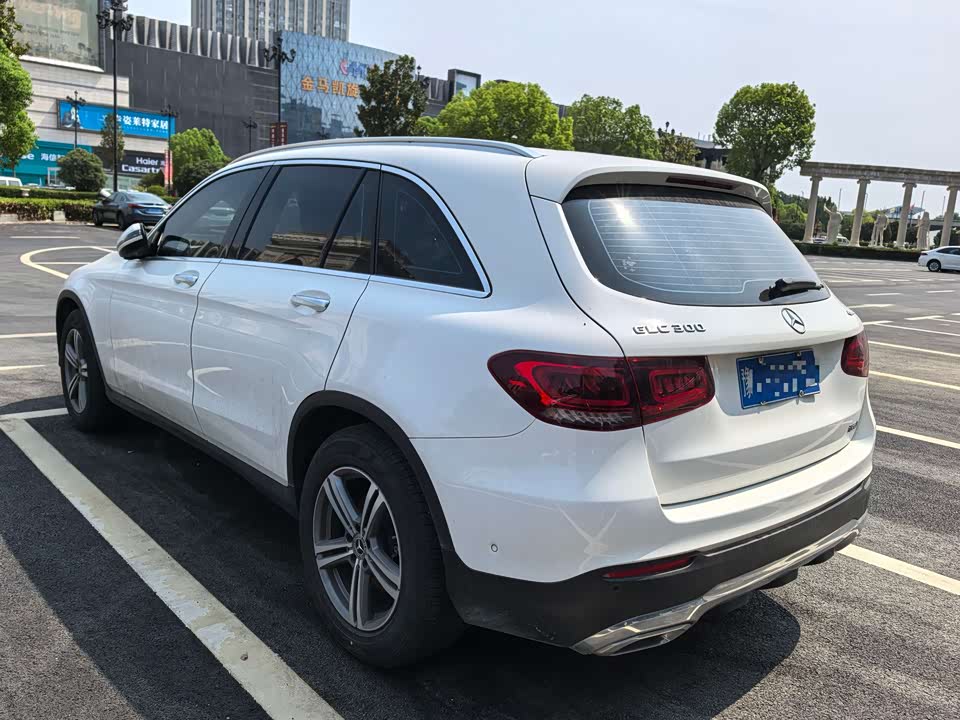 Mercedes-Benz GLC Mercedes-Benz GLC