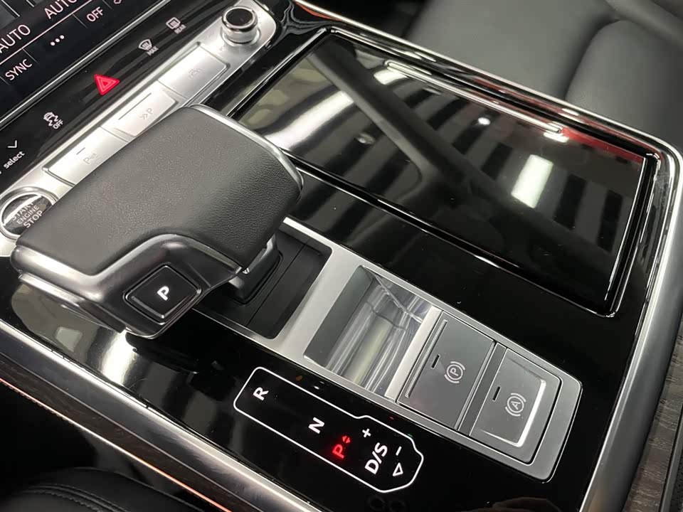 Audi Q8 Audi Q8