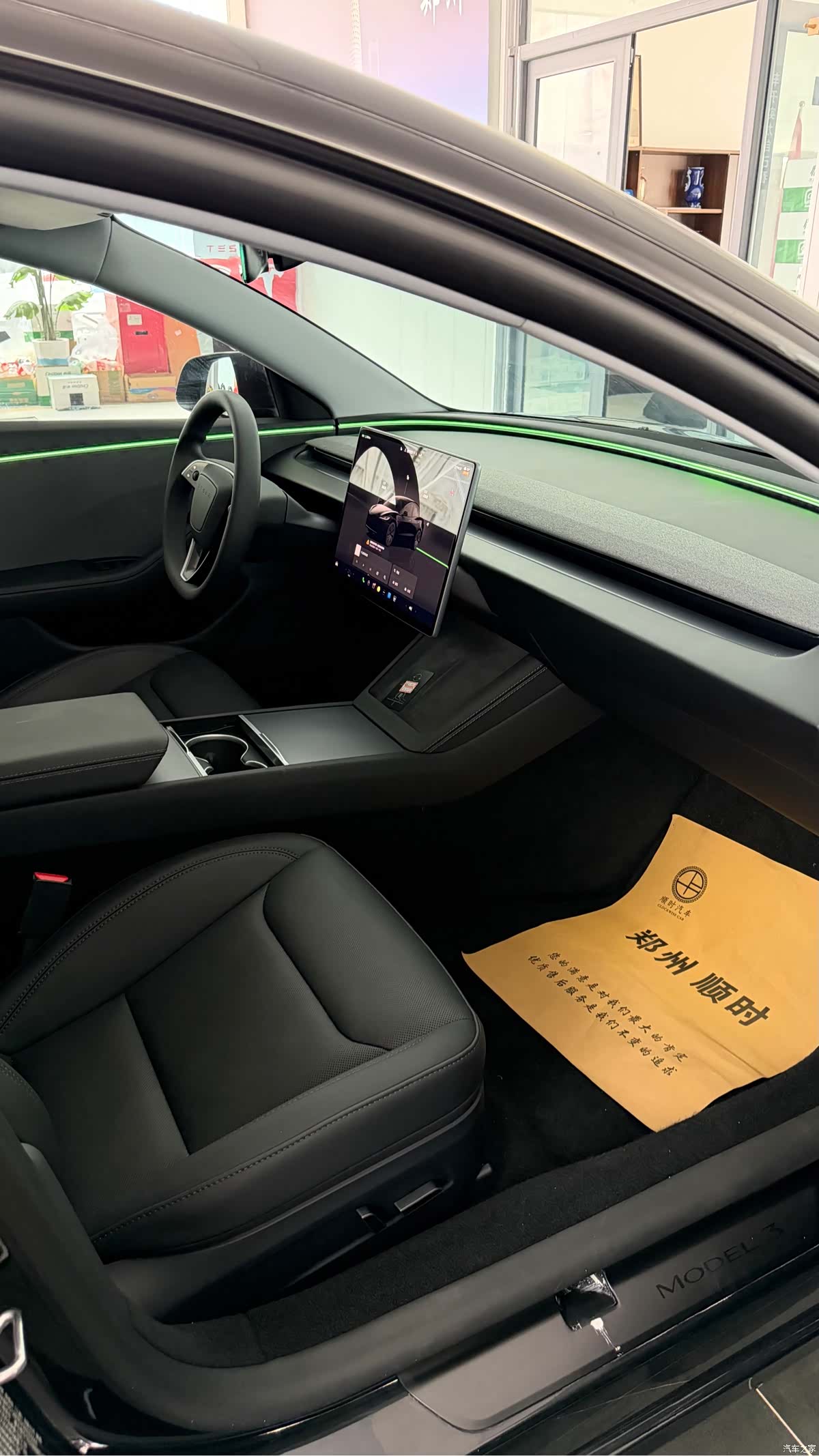Tesla Model 3, 2026 все фото